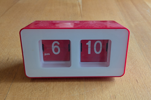 HORLOGEFLIPFLAPROUGELANNEXE01