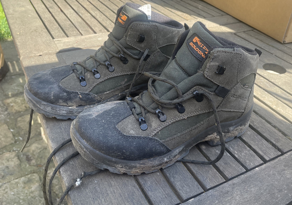 CHAUSSURERANDOHAUTSOLOGNACKAKI