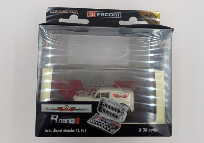 MINIATURERENAULTFOURGONETTEFACOM02