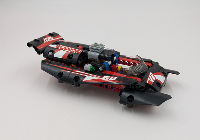 BATEAUCOURSE174PLEGO03