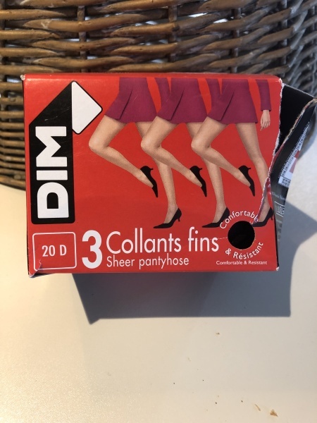 COLLANTS(3)VOILENOIRSDIMB002